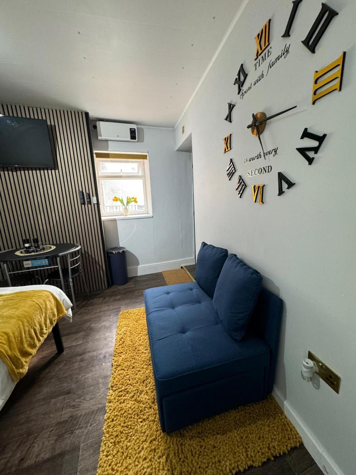 Newly Renovated In Center Apartment Luton (Bedfordshire)